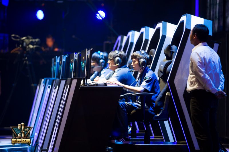 完成逆转 完成逆转