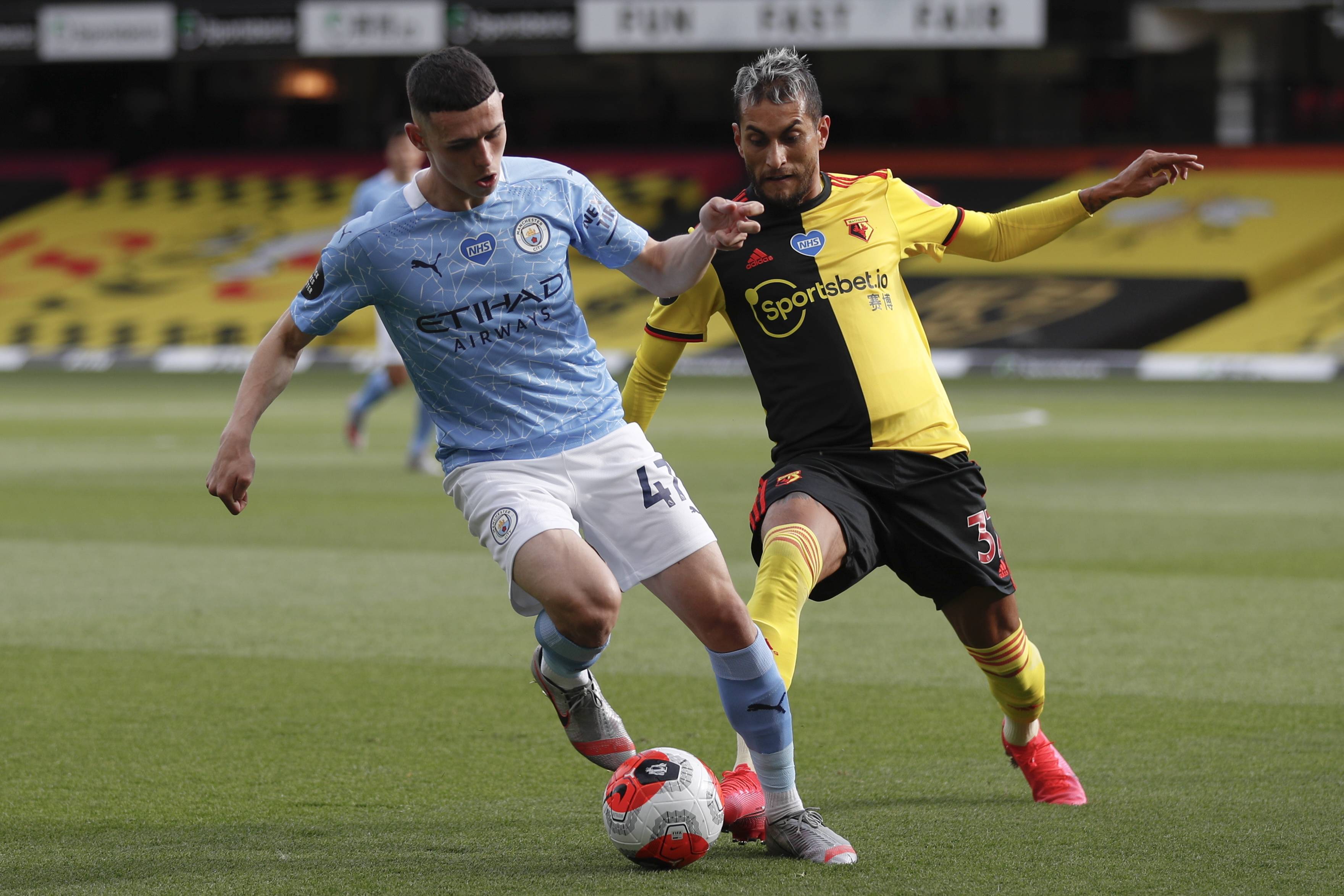 在球台上 在球台上